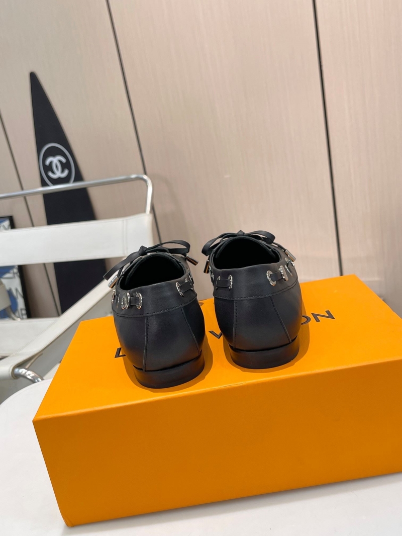 l0vis Vvtt0n loafers